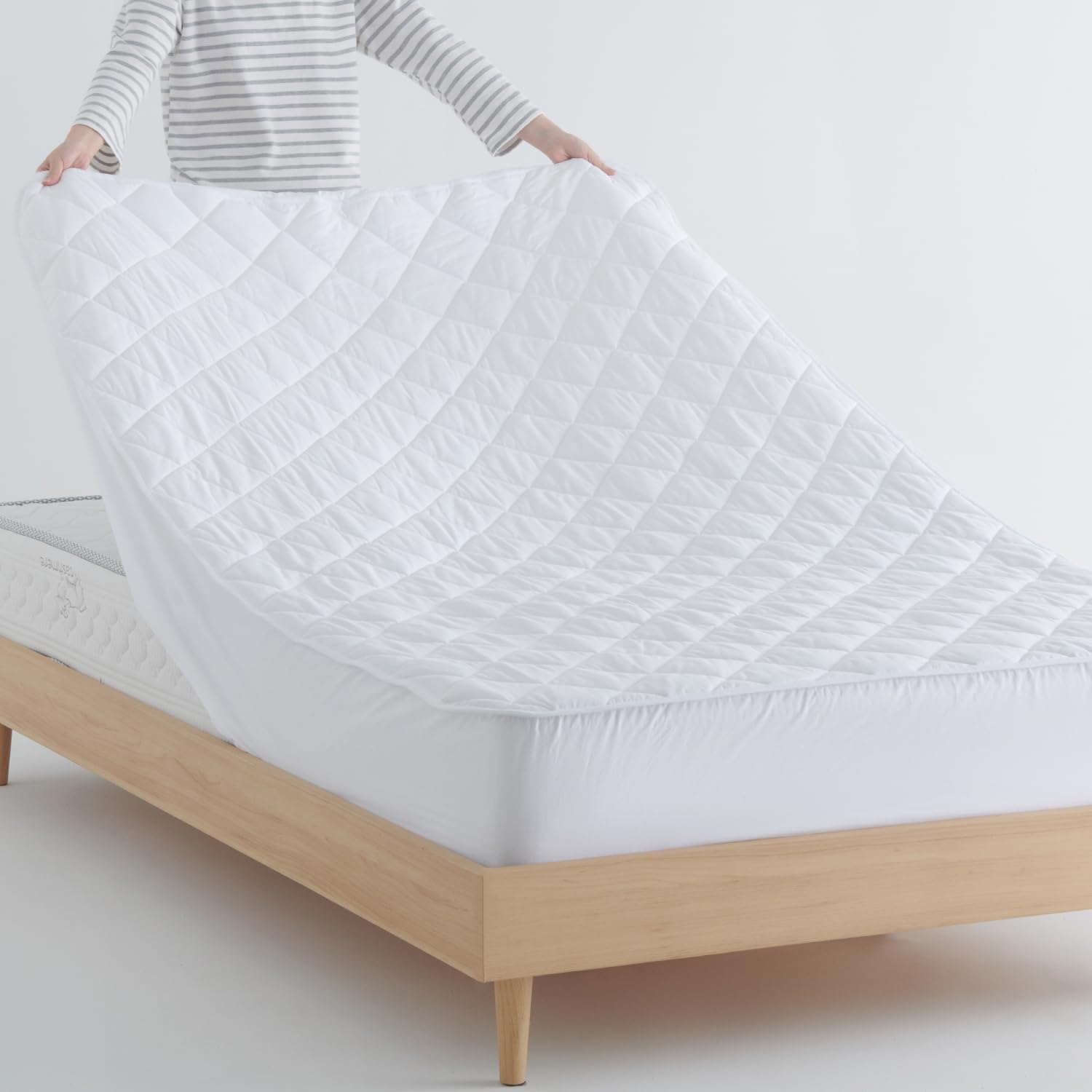 ♡Kiyo♡新品シーリーベッドパット&ボックスシーツ2枚♡ ♡Kiyo様専用♡新品シーリーベッドパット&ボックスシーツ2枚♡